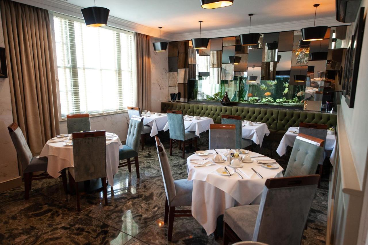 ריינהם Berwick Manor Hotel מראה חיצוני תמונה