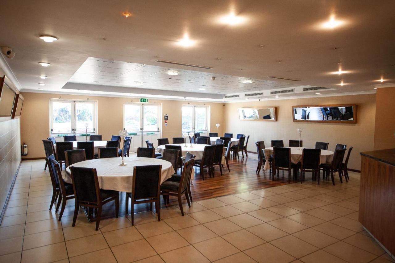 ריינהם Berwick Manor Hotel מראה חיצוני תמונה